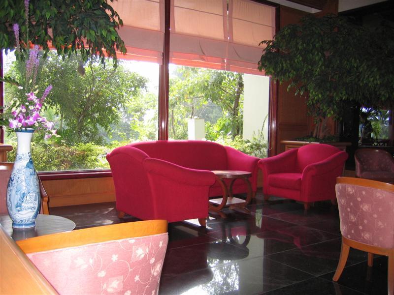 Pathumthani Place Hotel Exterior foto